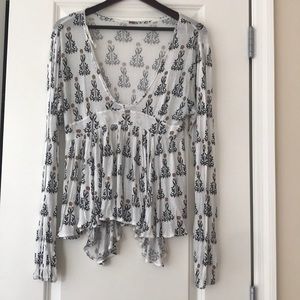 Free people floral flowy top- size S